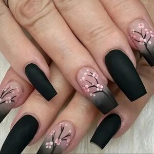 🔥3/$21 Black Matte Plum Blossom Long Press on False nails